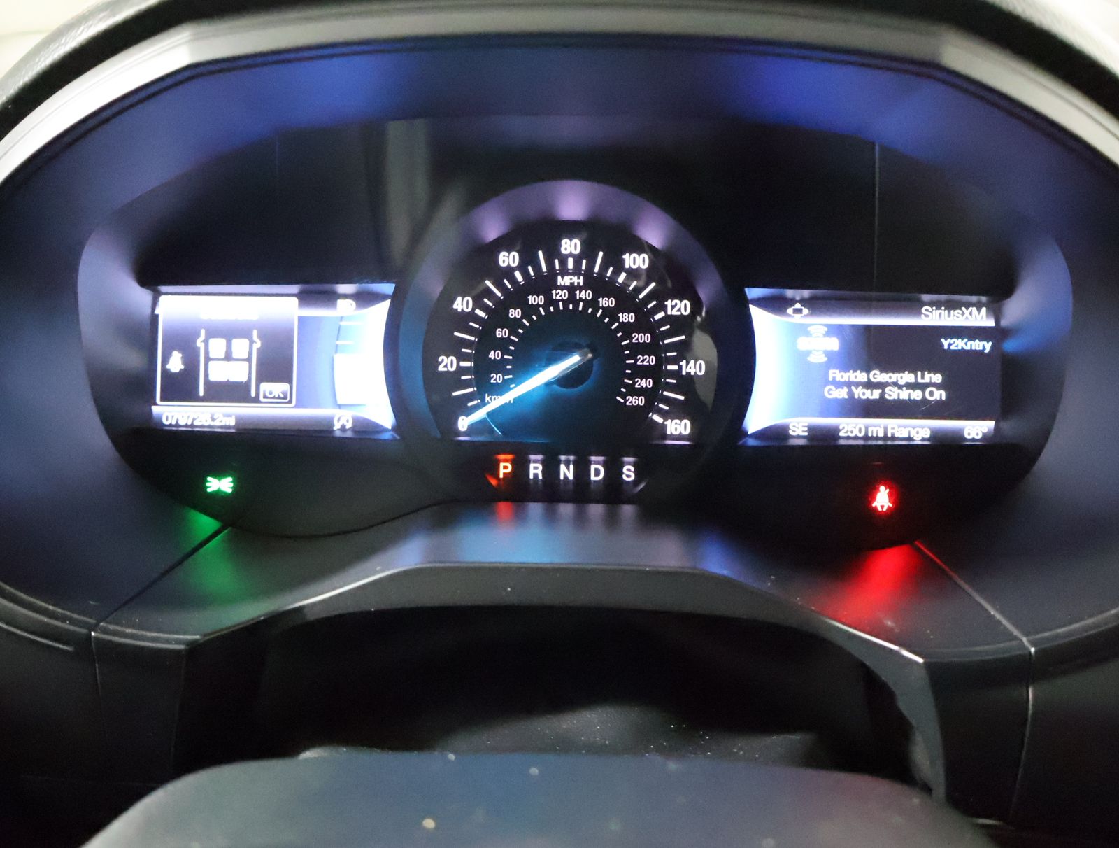 2022 Ford Edge Titanium photo