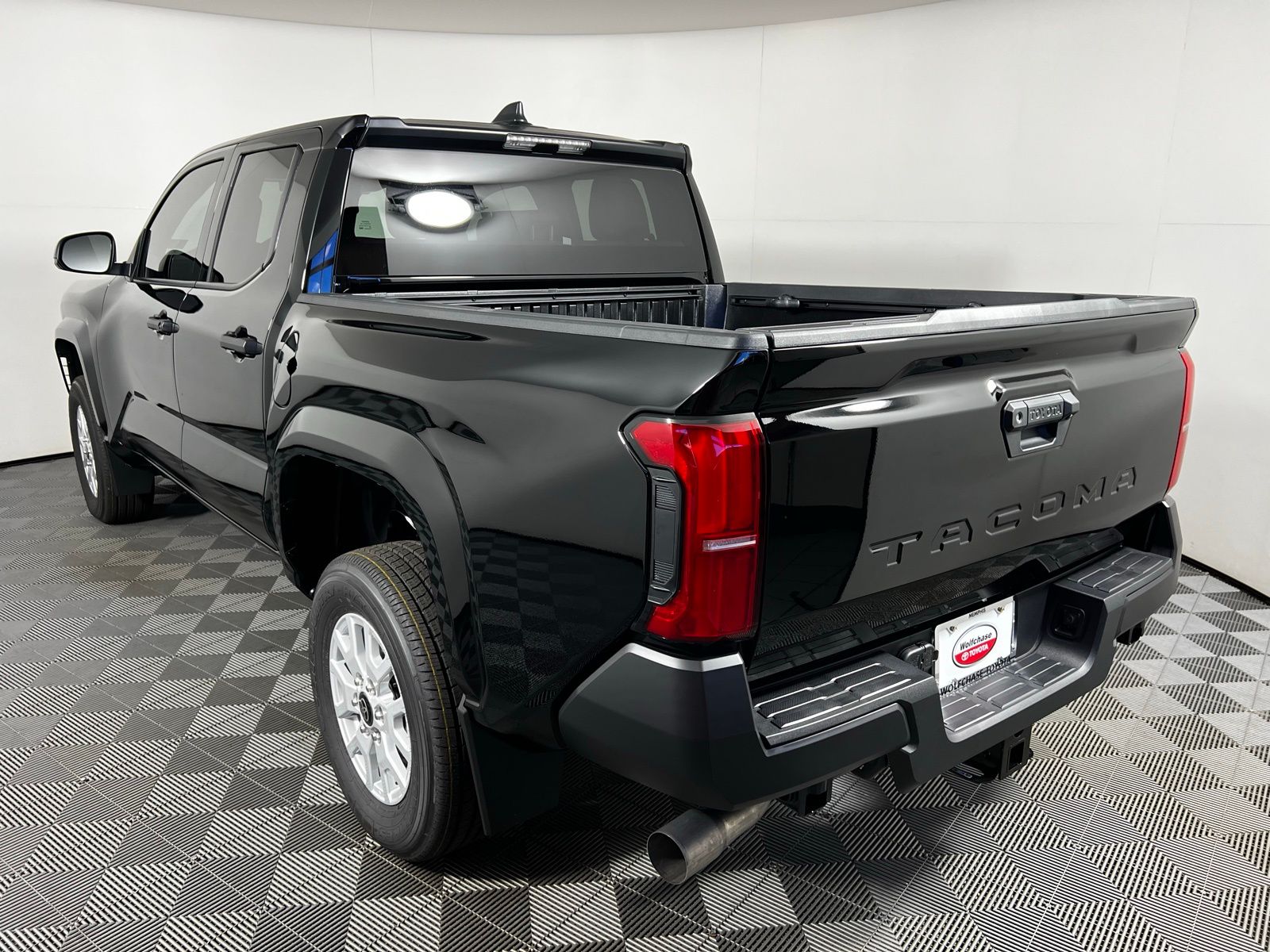 2025 Toyota Tacoma SR5 7