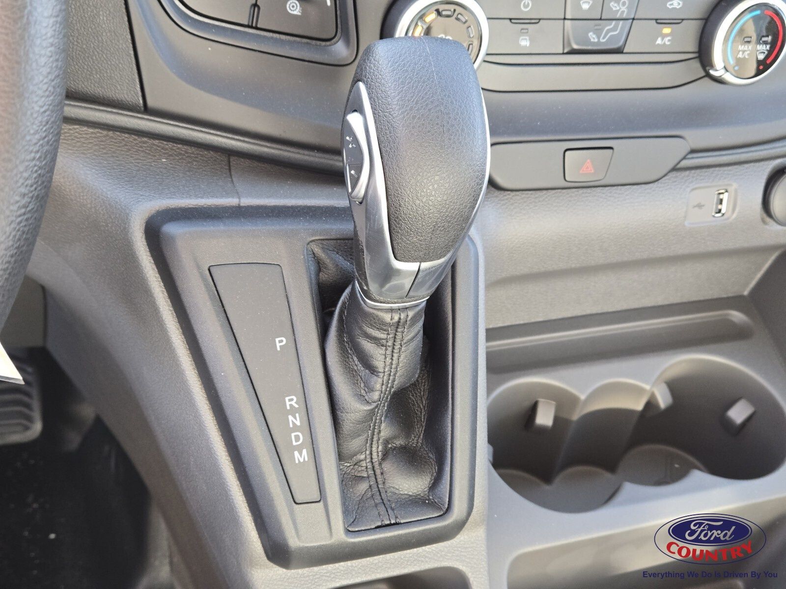 2025 Ford Transit Chassis Cab Base - Photo 16