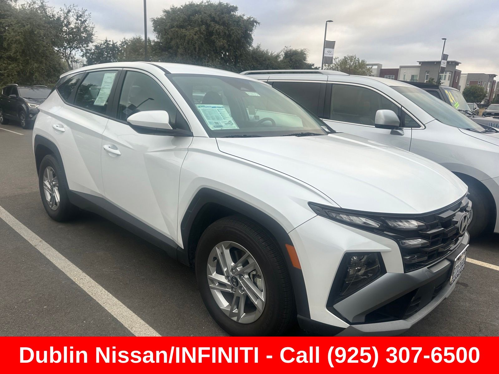 White Pearl 2025 Hyundai Tucson SUV / Crossover Front-Wheel Drive 8-Speed Automatic