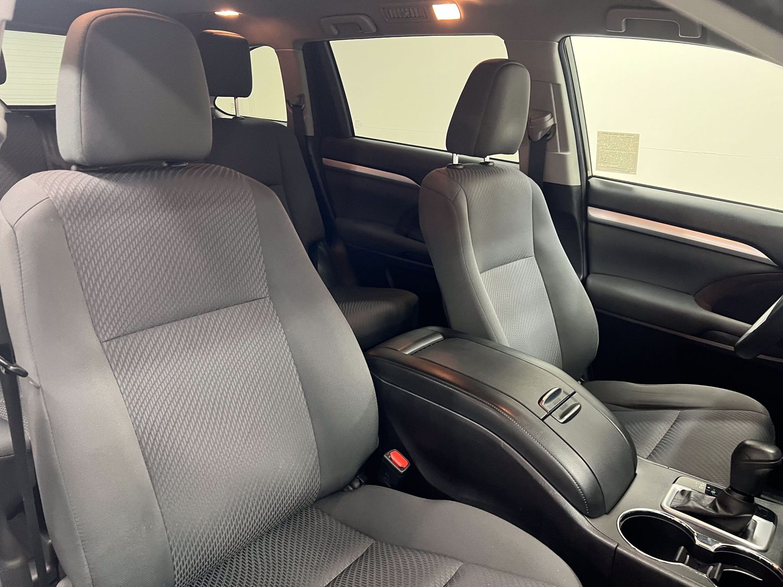 used 2017 Toyota Highlander car, priced at $22,988