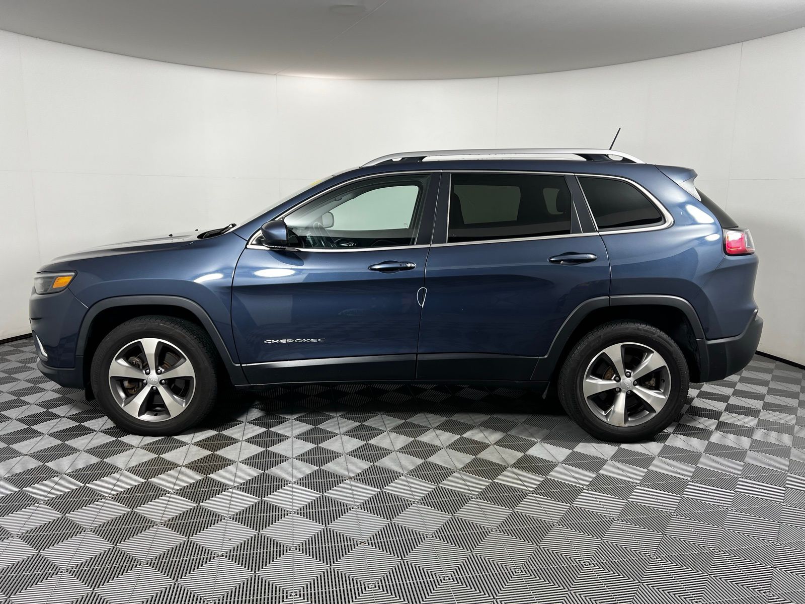 2020 Jeep Cherokee Limited Edition 8