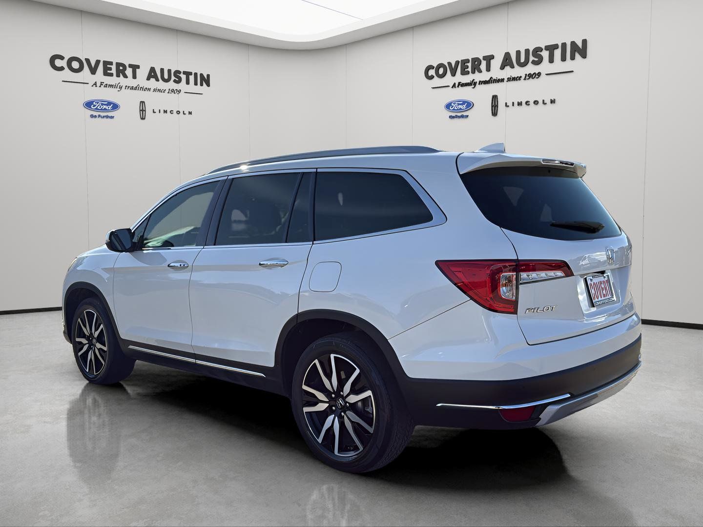 Used Car 2019 Honda Pilot  Touring For Sale Under $25,000 In Austin, Texas
