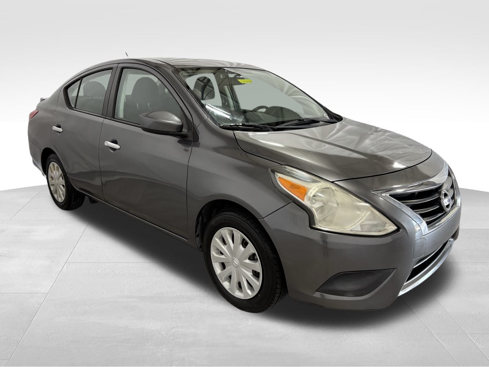 Used Car 2018 Nissan Versa  1.6 Sv For Sale Under $10,000 In Austin, Texas