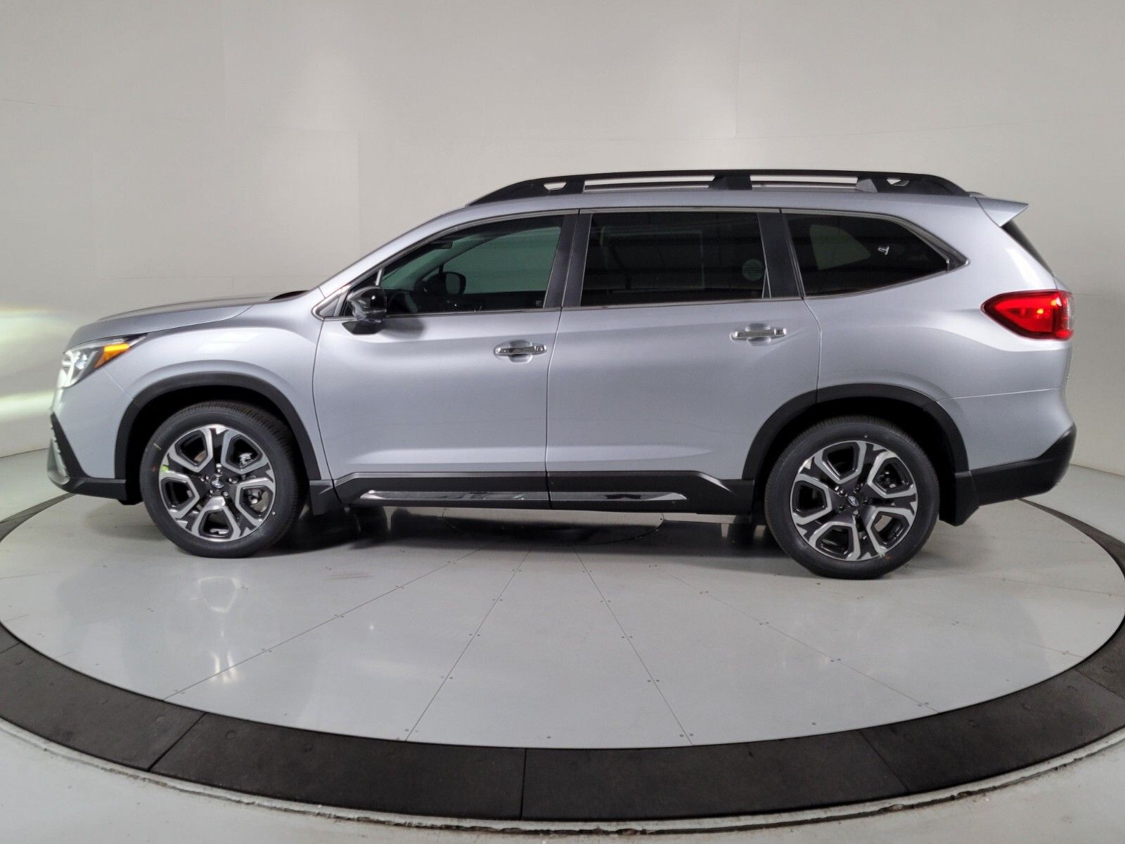 2024 Subaru Ascent Touring 7