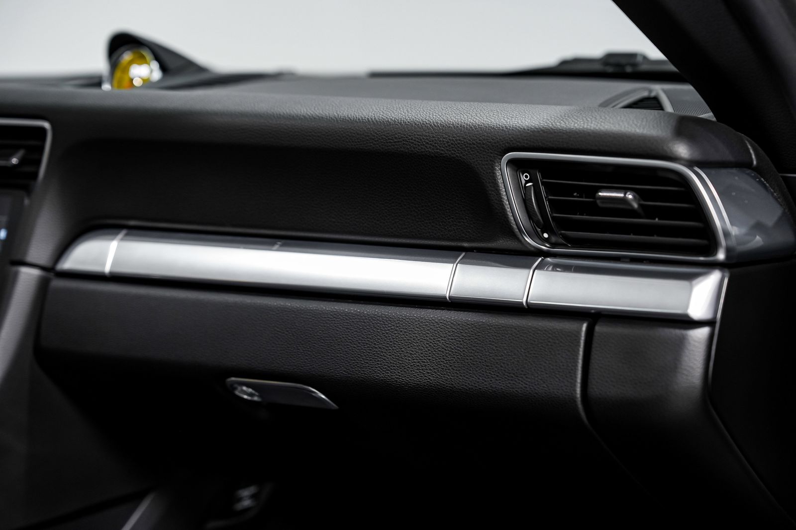 2017 Porsche 911 Targa 4 — photo 43