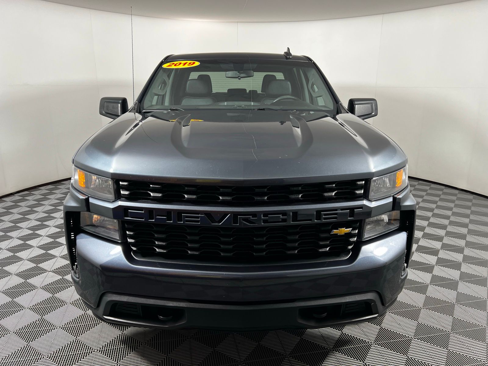 2019 Chevrolet Silverado 1500 Custom 2