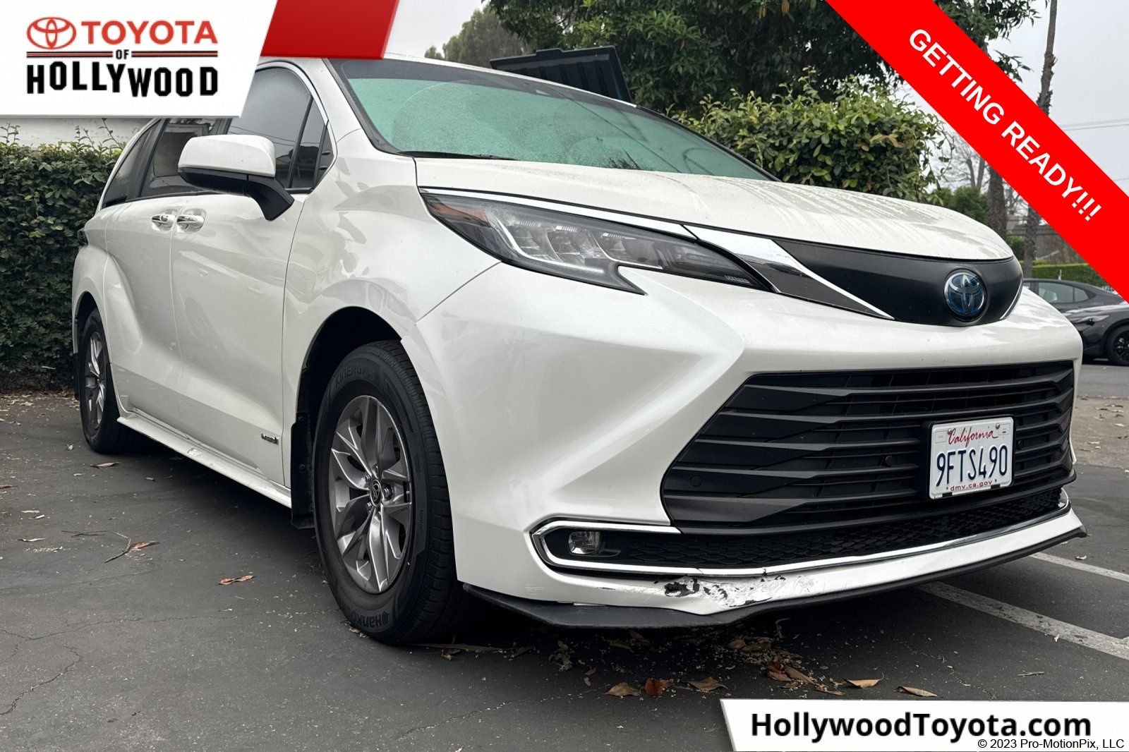 2021 Toyota Sienna XLE 7-Passenger FWD