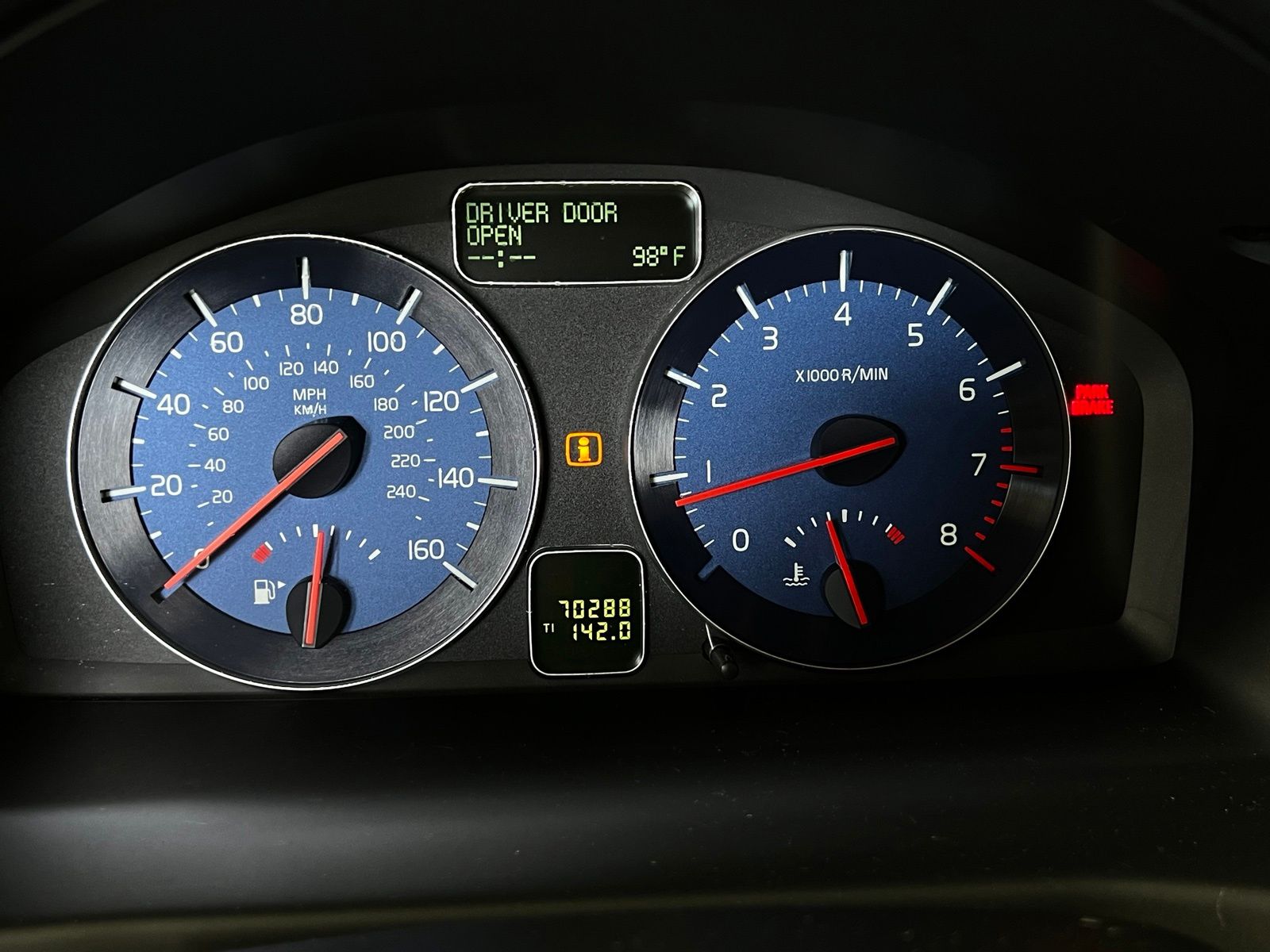 Thumbnail: 2013 Volvo C30 - 10