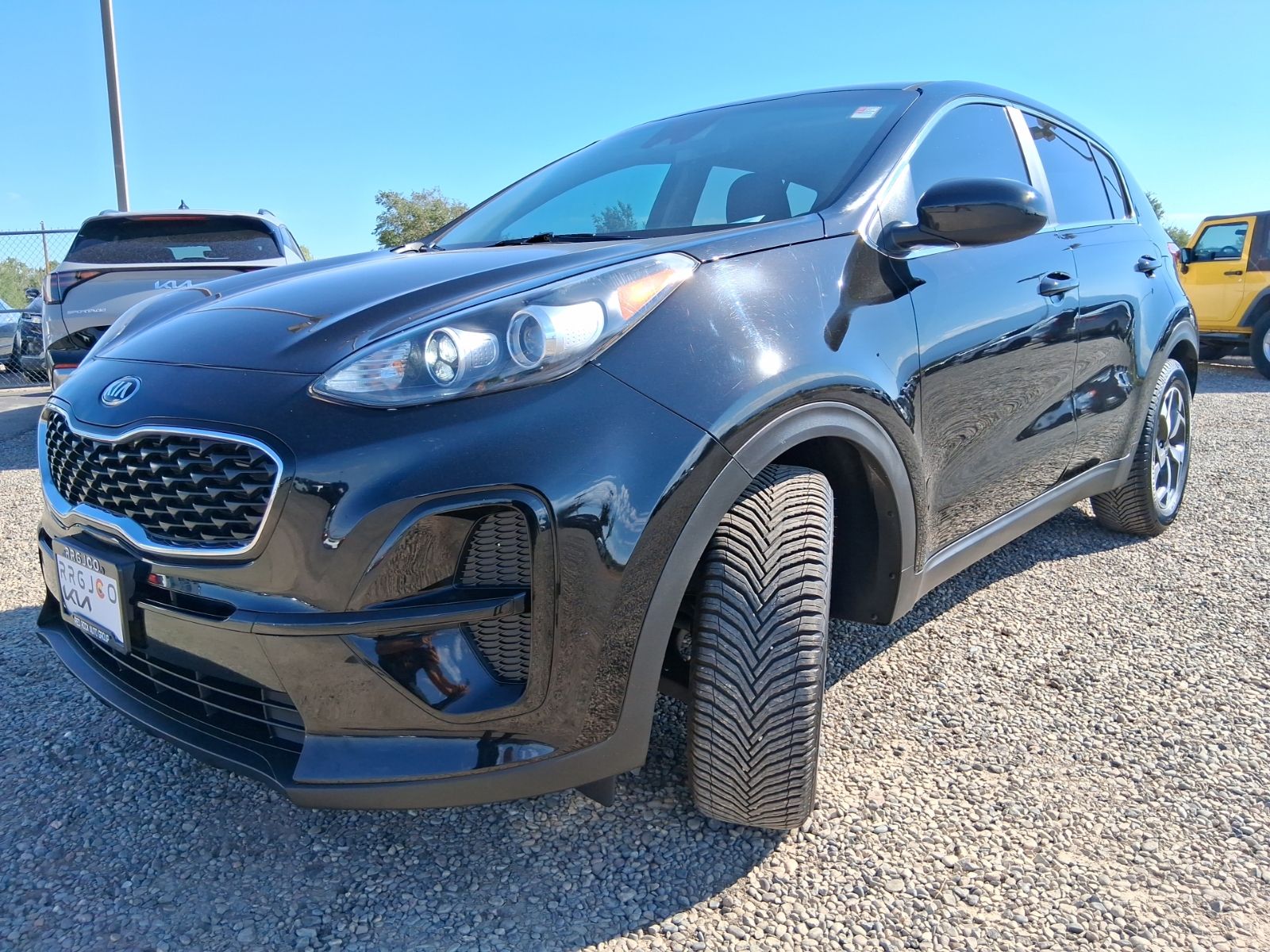 Black Cherry Pearl 2022 Kia Sportage SUV / Crossover Front-Wheel Drive 6-Speed Automatic Overdrive