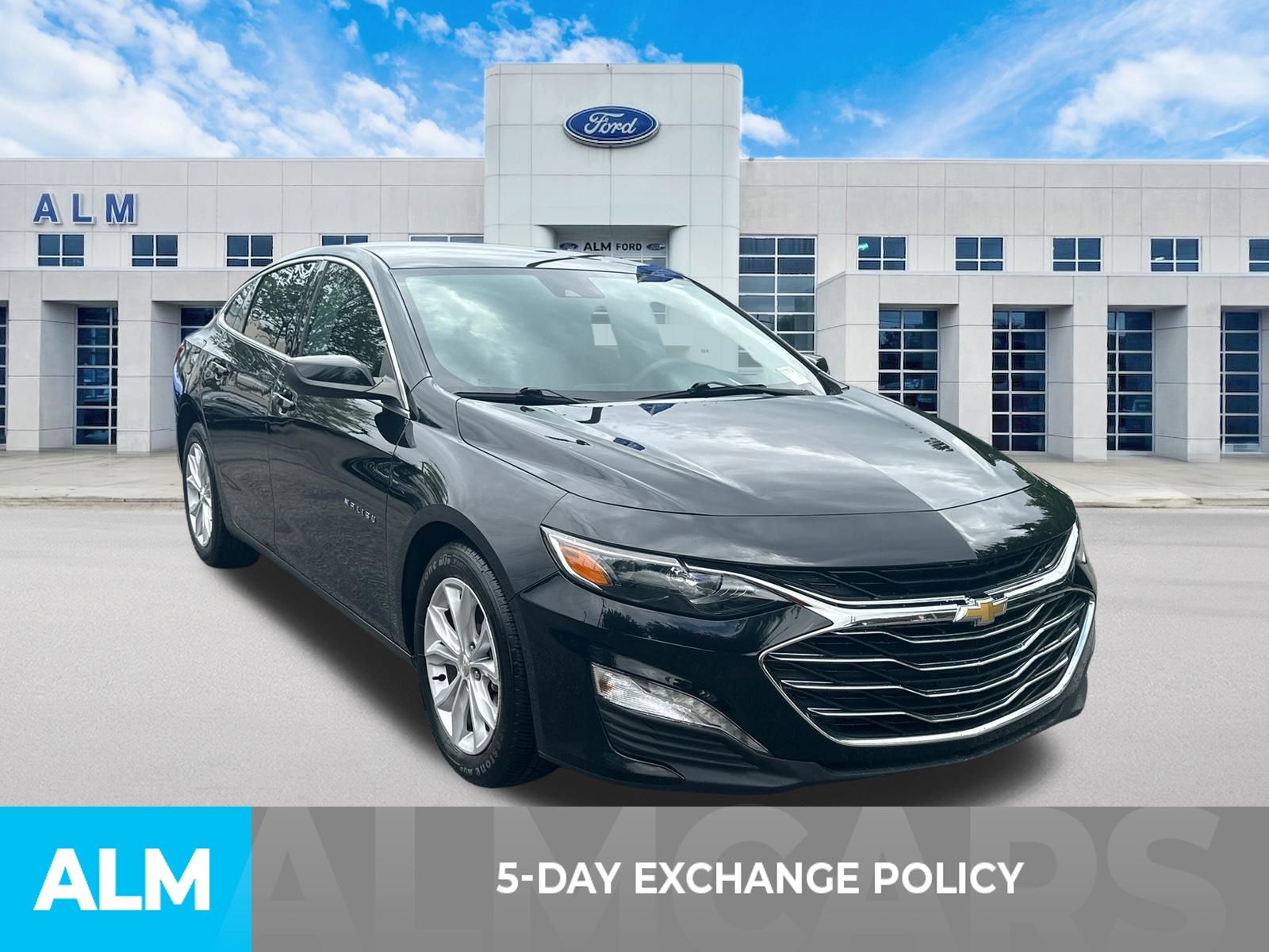 Used 2023 Black Chevrolet LT image 3