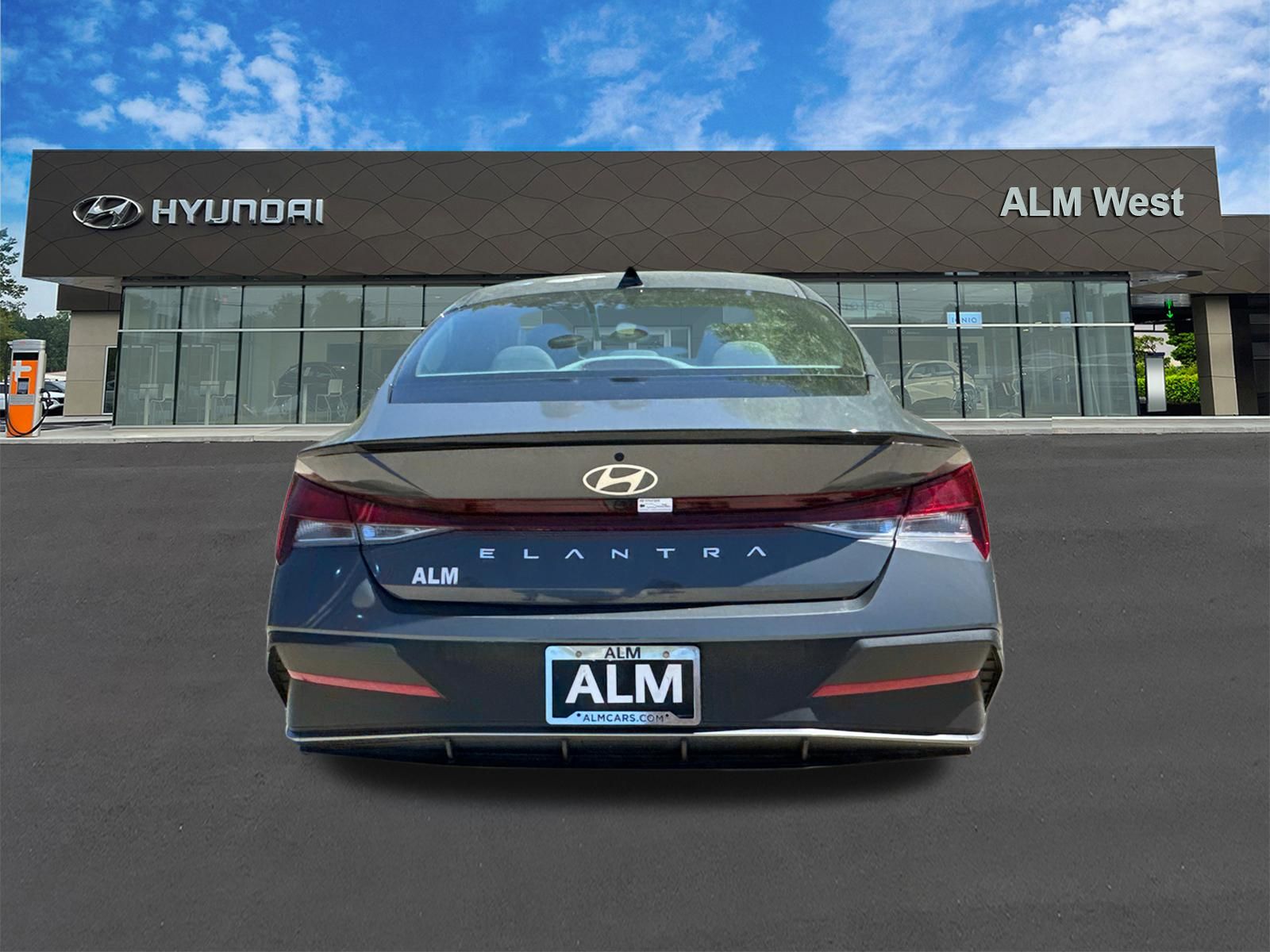 Certified Used 2025 Gray Hyundai SEL Sport image 6