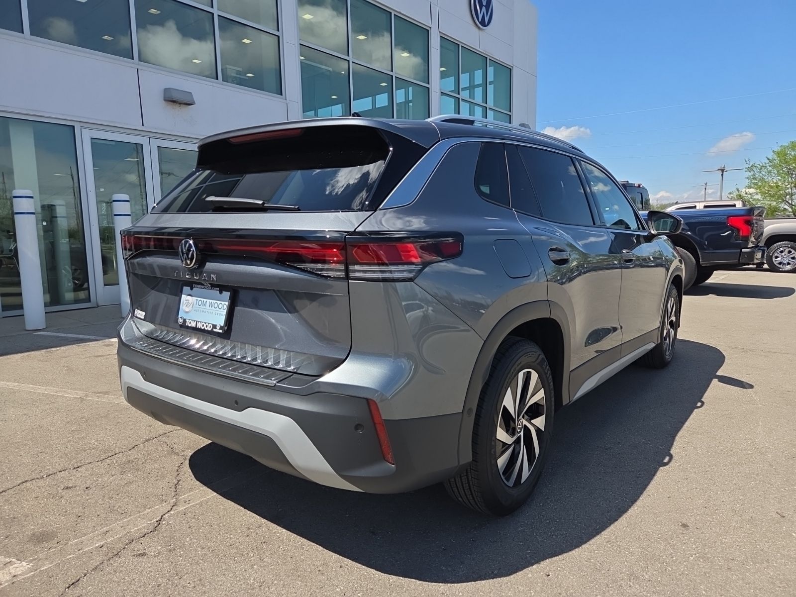 new 2026 Volkswagen Tiguan car, priced at $29,342