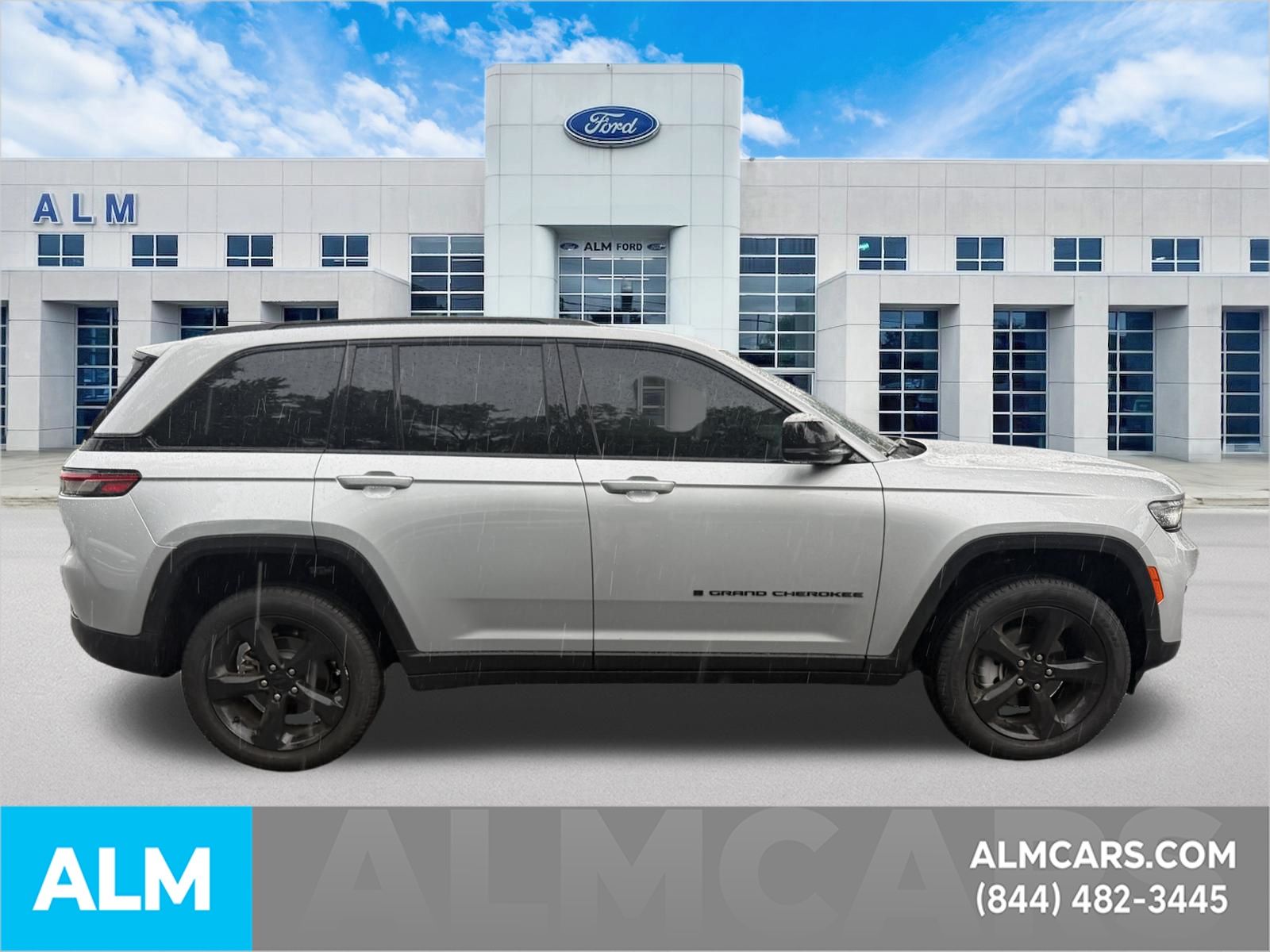 Used 2025 Silver Zynith Jeep Limited image 5