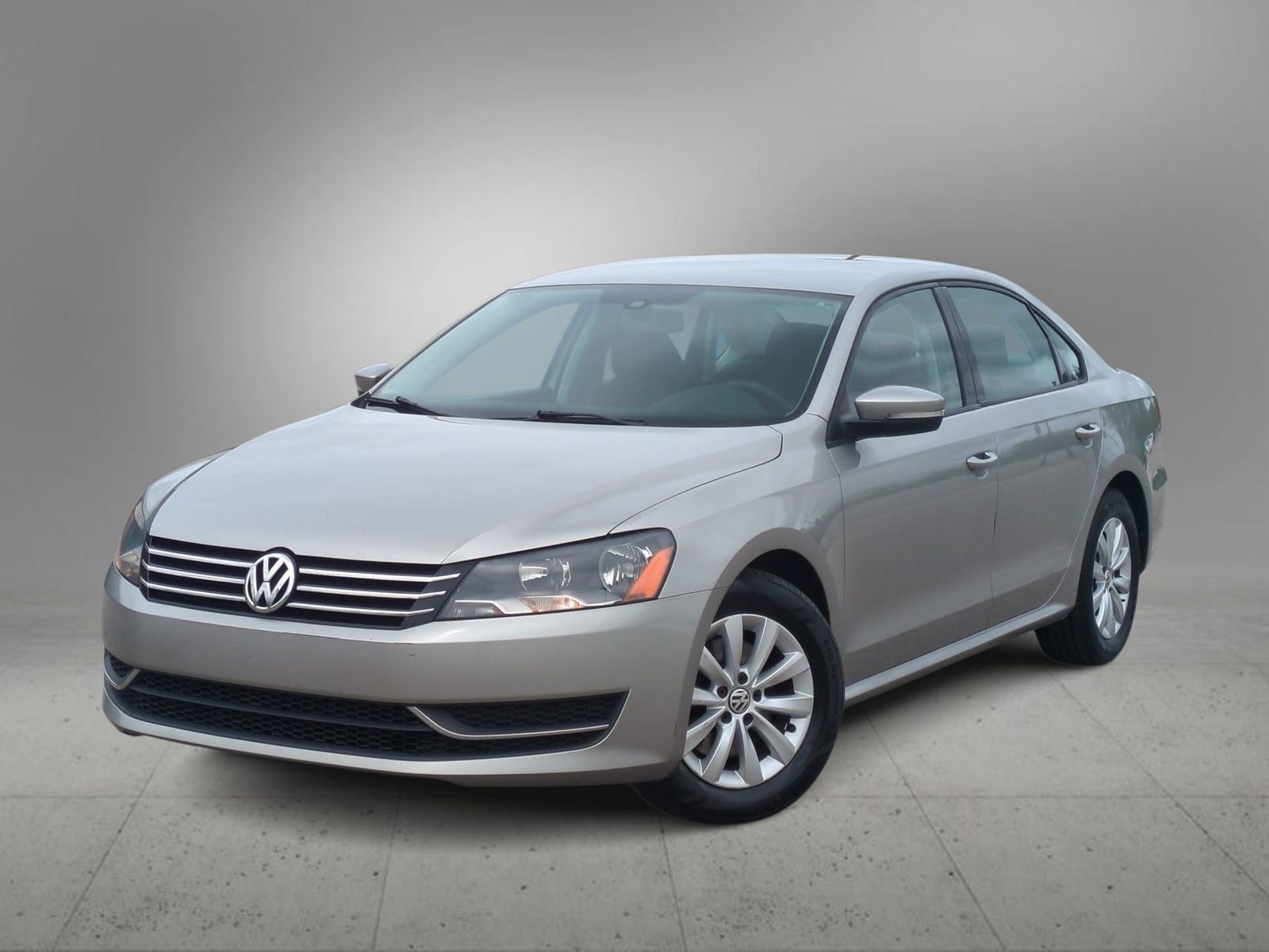 2013 Volkswagen Passat 2.5L S DSG's photo