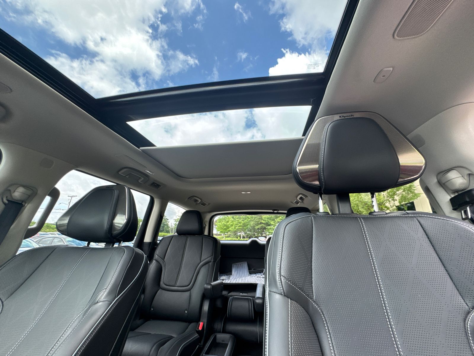 Used 2025 Red INFINITI SENSORY image 33