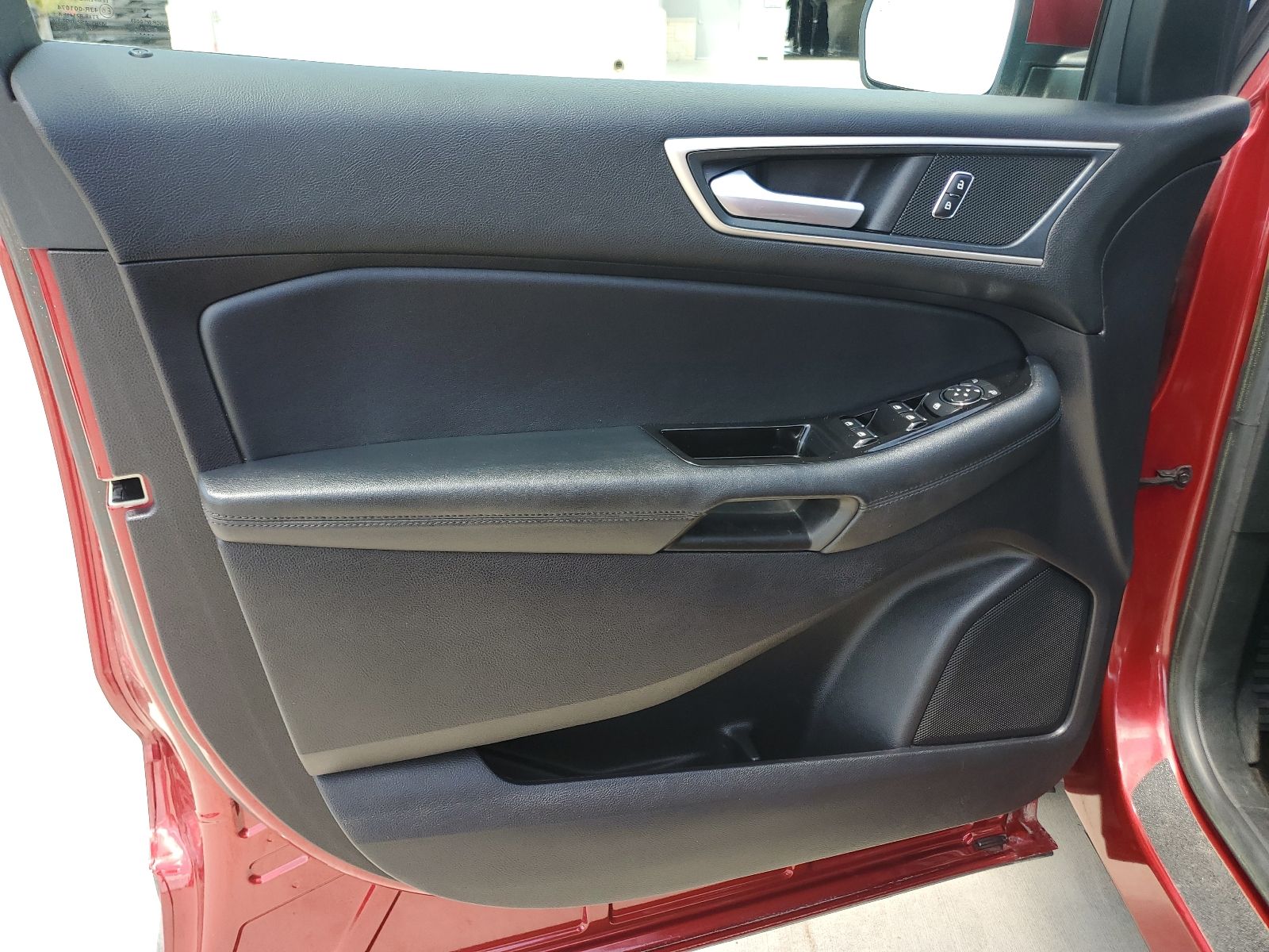 2019 Ford Edge SEL - Photo 13