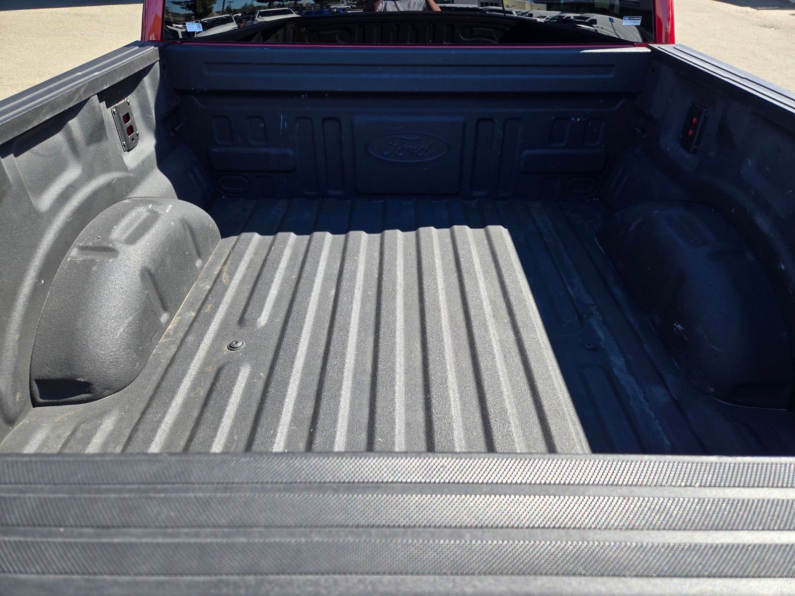 Used 2025 Red Ford XLT image 30