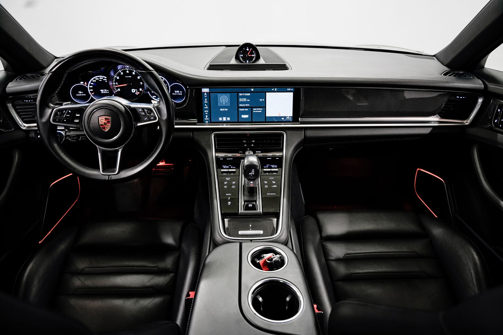 2018 Porsche Panamera Sport Turismo 4S — photo 17
