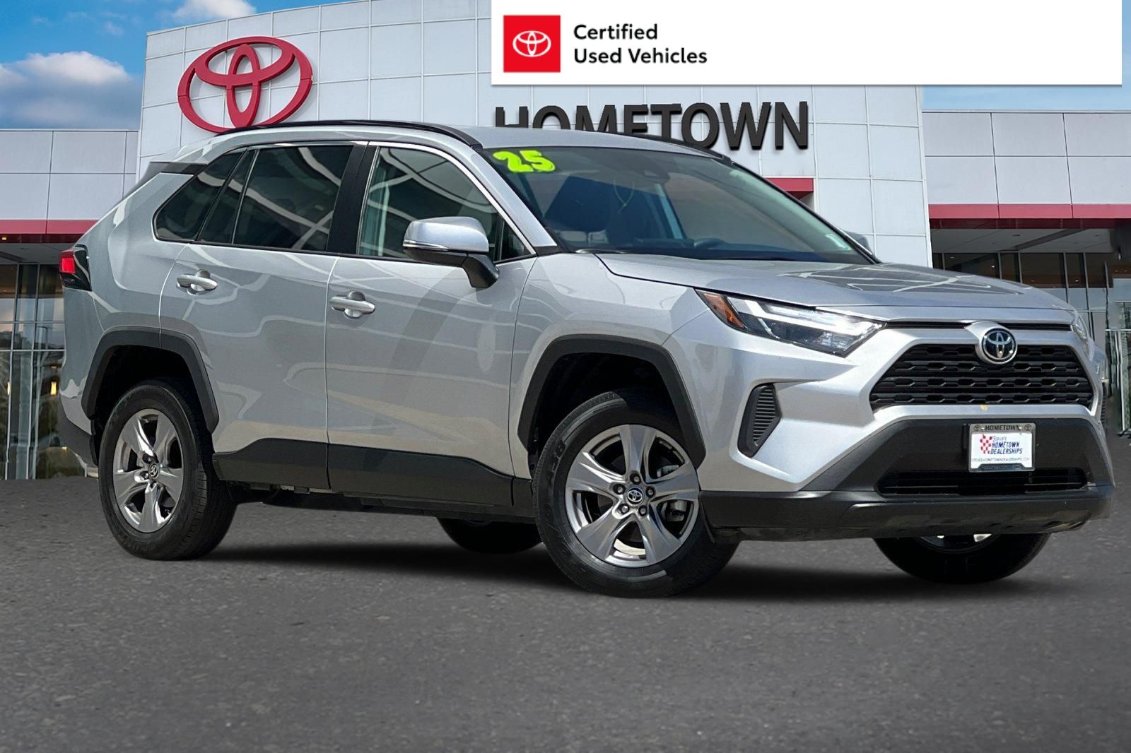 Silver Sky Metallic 2025 Toyota RAV4 XLE AWD SUV / Crossover All-Wheel Drive 8-Speed Automatic