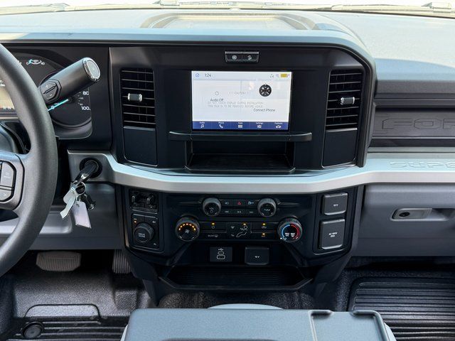 New 2026 Oxford White Ford XL image 16