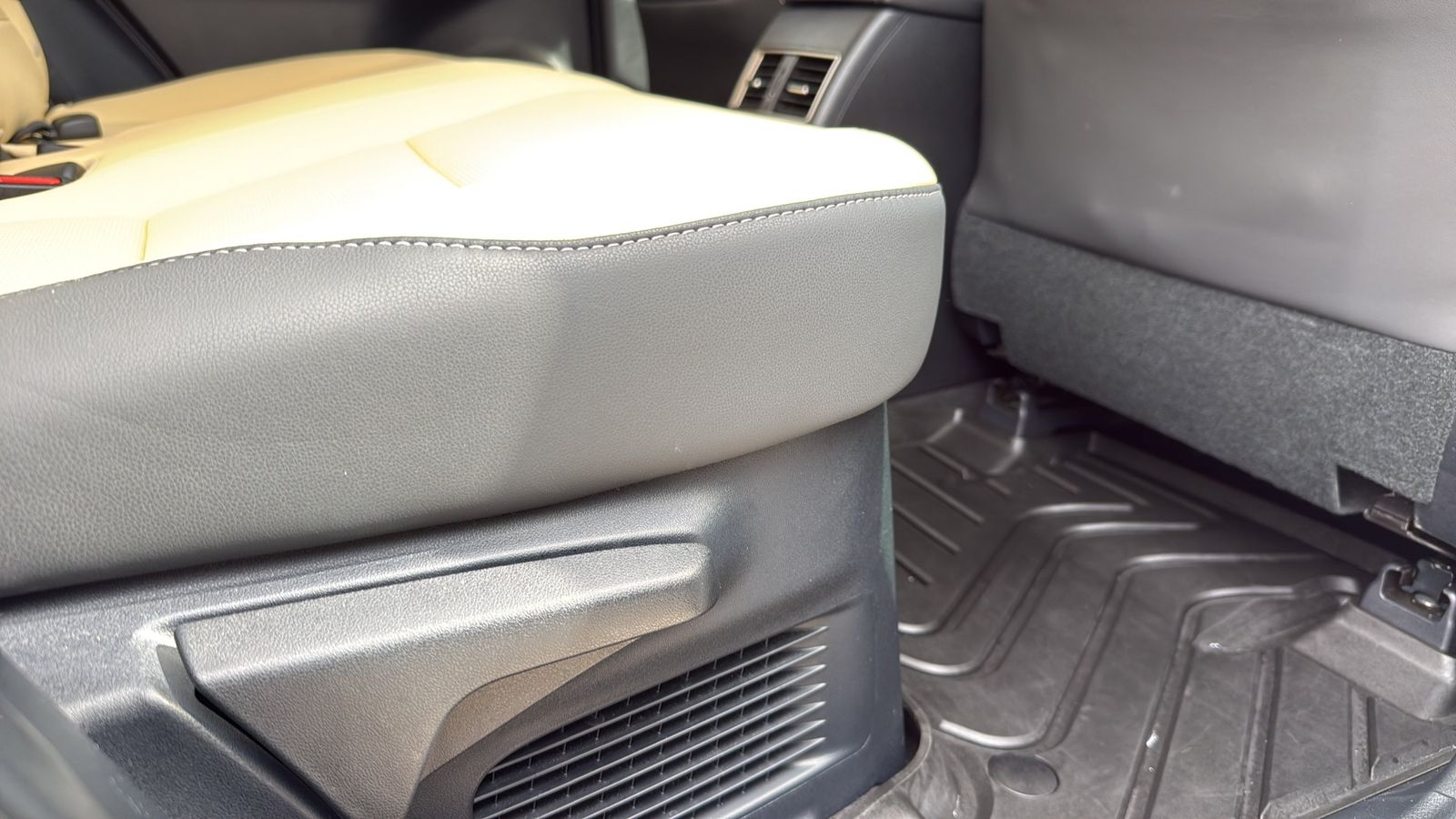 Used 2021 White Lexus 300 Base image 26
