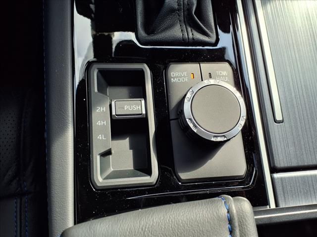 2025 Toyota Tundra Hybrid Platinum - 5