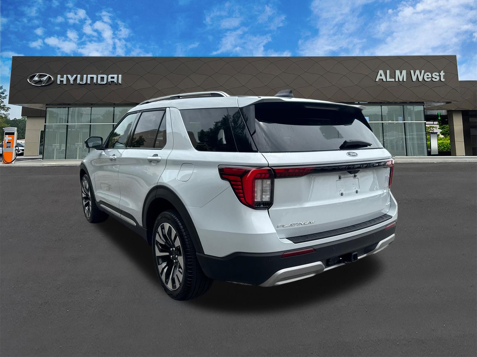 Used 2026 White Metallic Ford Platinum image 7