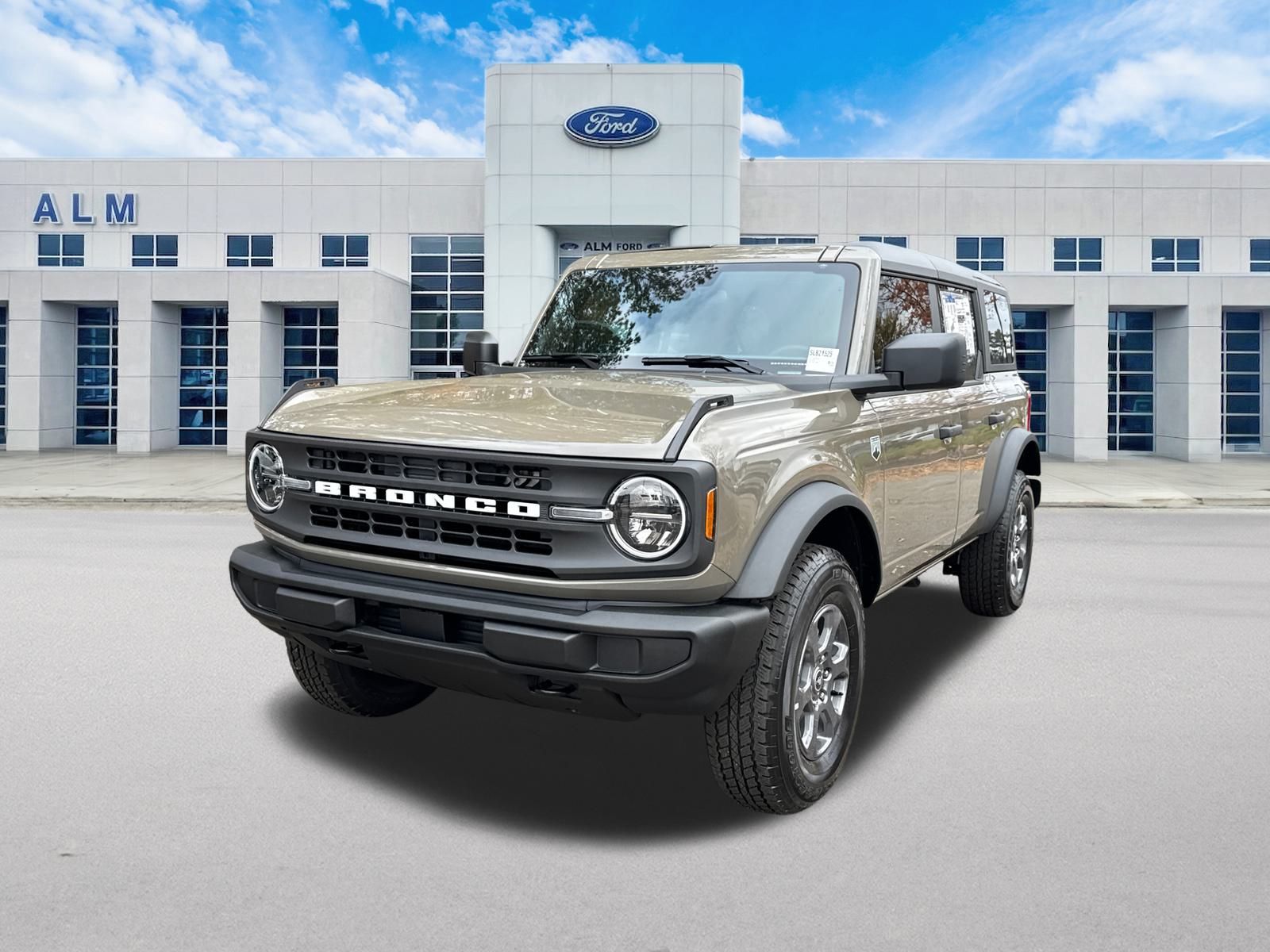 2025 Ford Bronco 4-Door Big Bend's photo