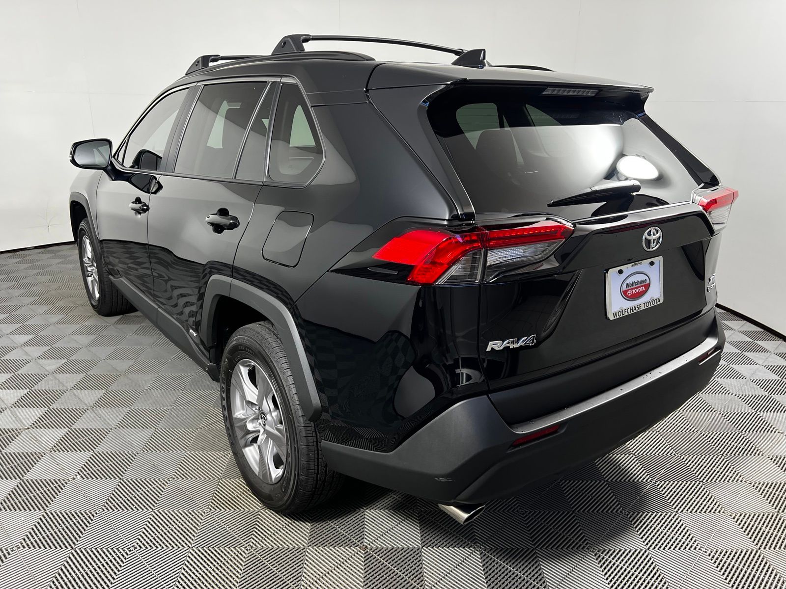 Thumbnail: 2025 Toyota RAV4 - 7