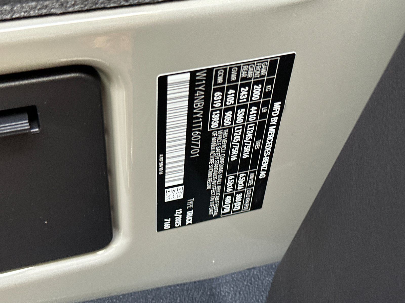 new 2026 Mercedes-Benz Sprinter 2500 car