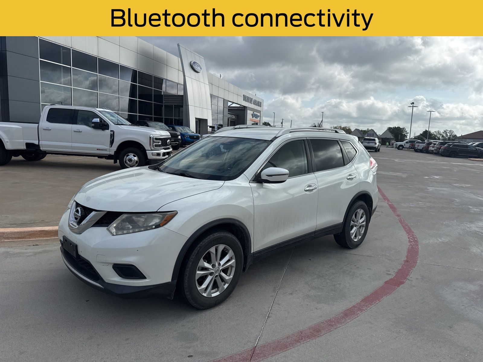 Pearl White 2016 Nissan Rogue SV FWD SUV / Crossover Front-Wheel Drive Continuously Variable Transmission
