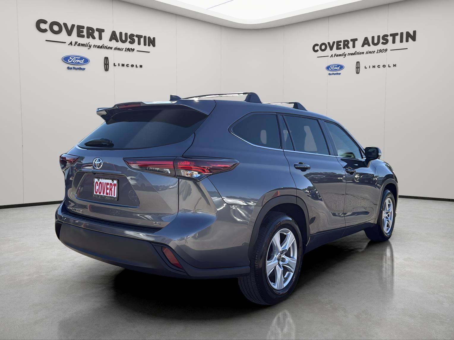 Used Car 2025 Toyota Highlander  Le For Sale Under $40,000 In Austin, Texas