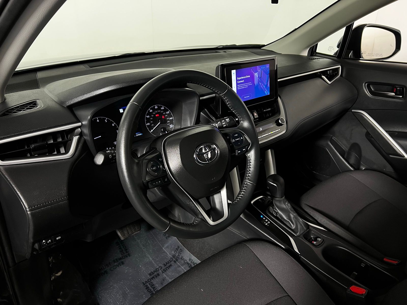 Thumbnail: 2025 Toyota Corolla Cross - 12