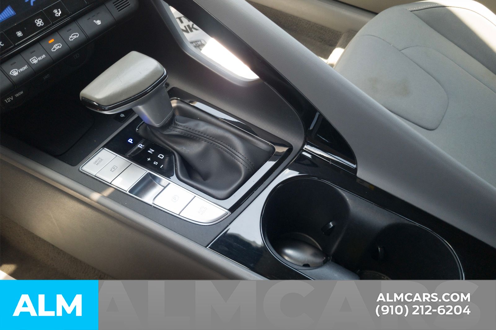 Used 2025 Fluid Metal Hyundai SEL Convenience image 28