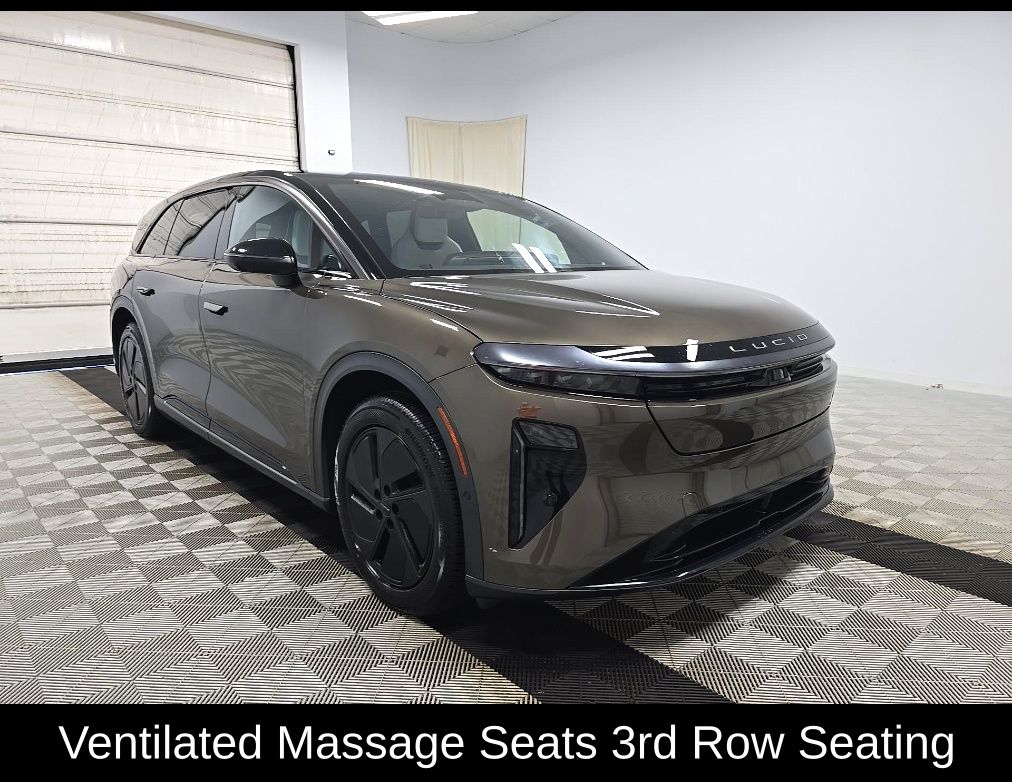 Supernova Bronze Metallic 2026 Lucid Gravity SUV / Crossover All-Wheel Drive 1-Speed Automatic