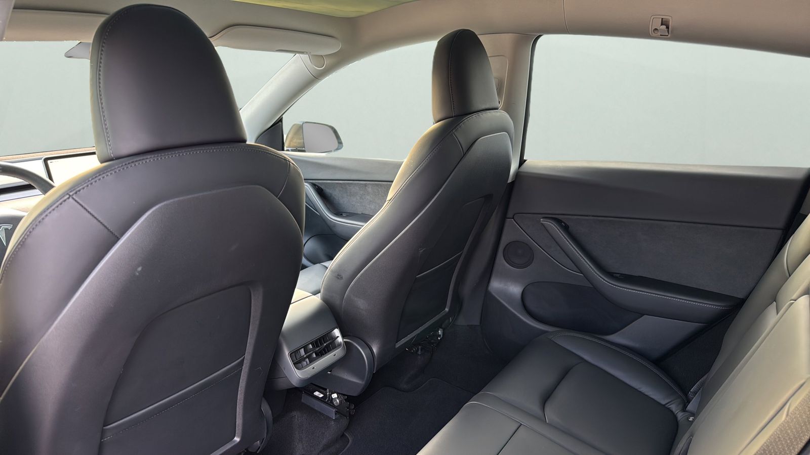 Used Car 2022 Tesla Model Y  Long Range For Sale Under $35,000 In Austin, Texas