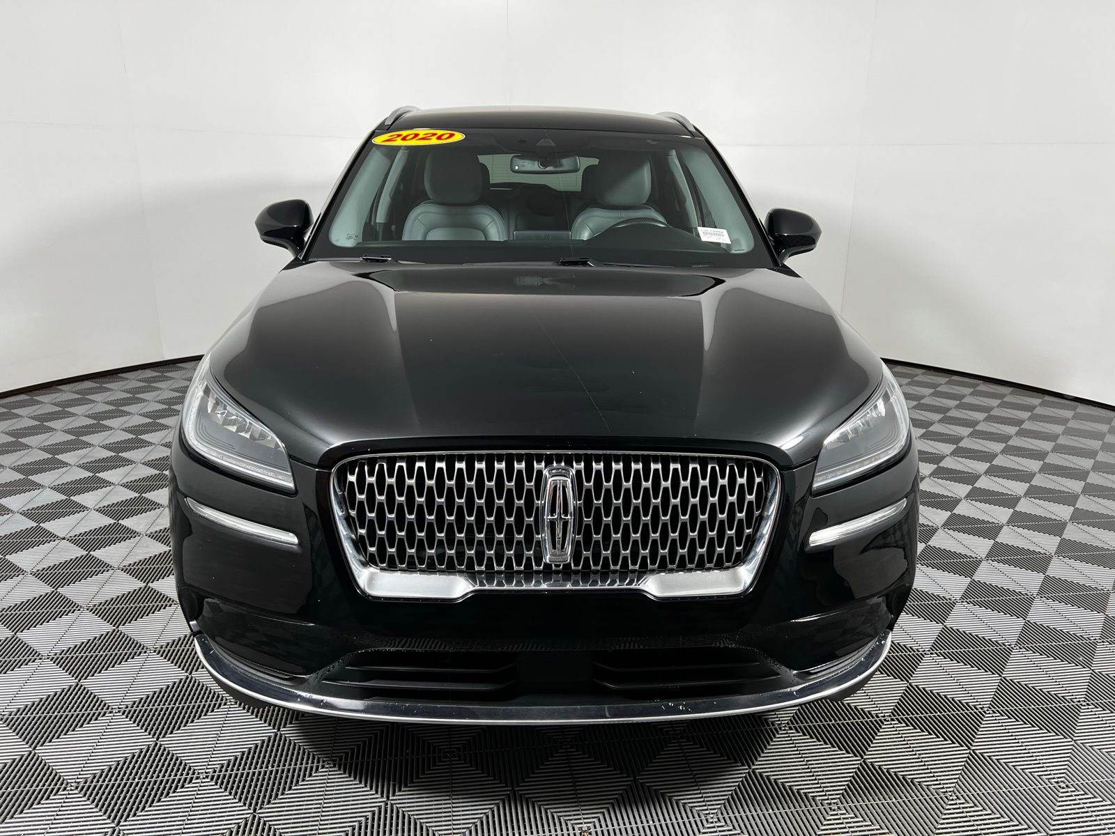 Thumbnail: 2020 Lincoln Corsair - 2