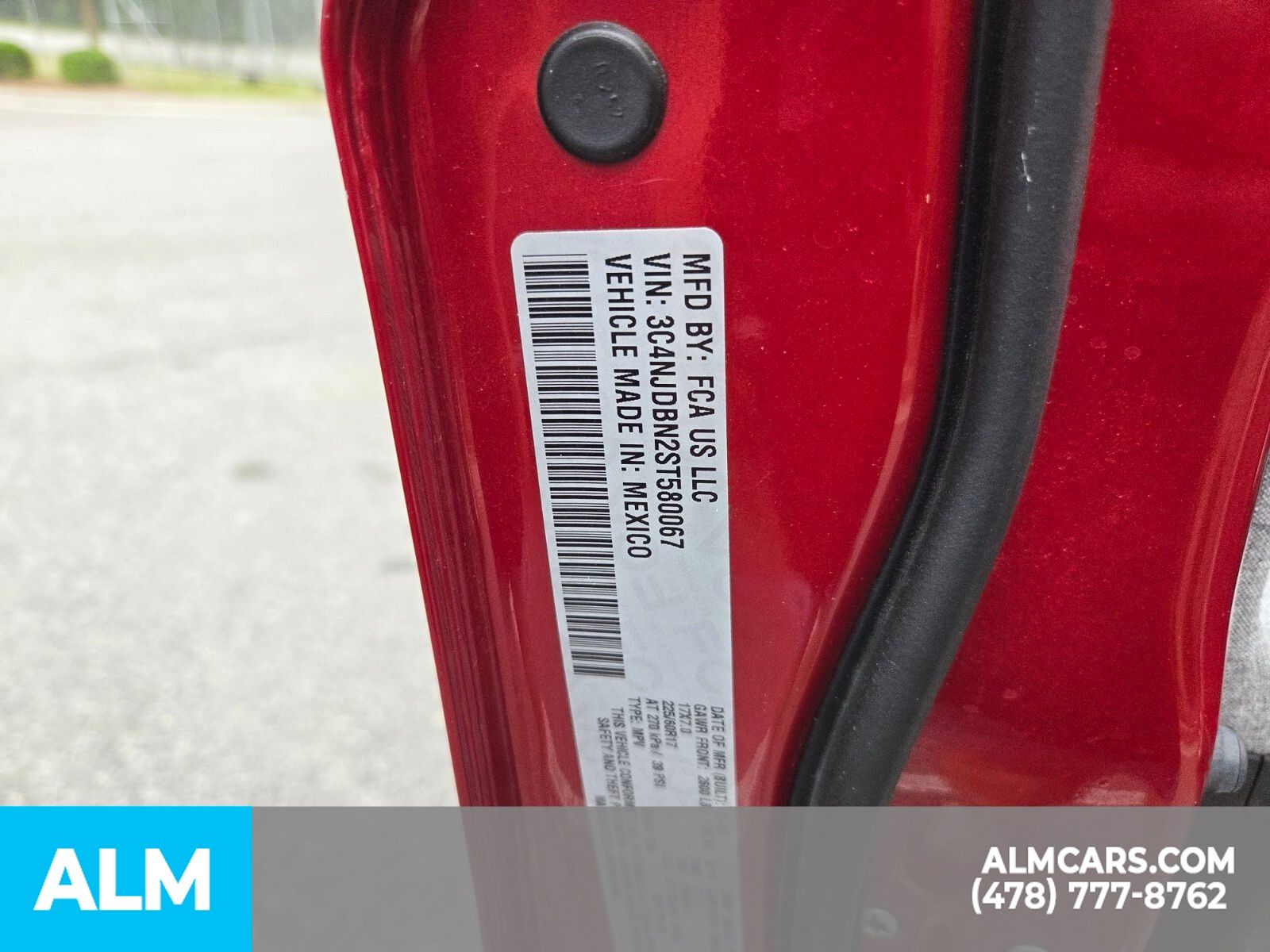 Used 2025 Red Hot Pearlcoat Jeep Latitude image 7