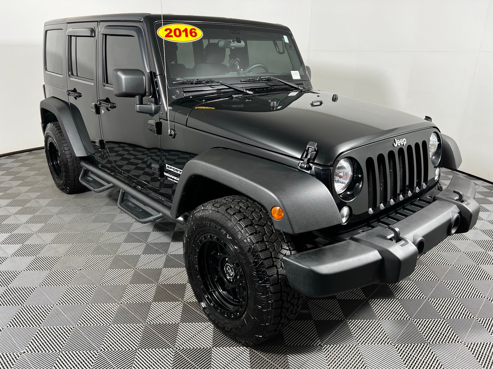 2016 Jeep Wrangler Unlimited Sport 3