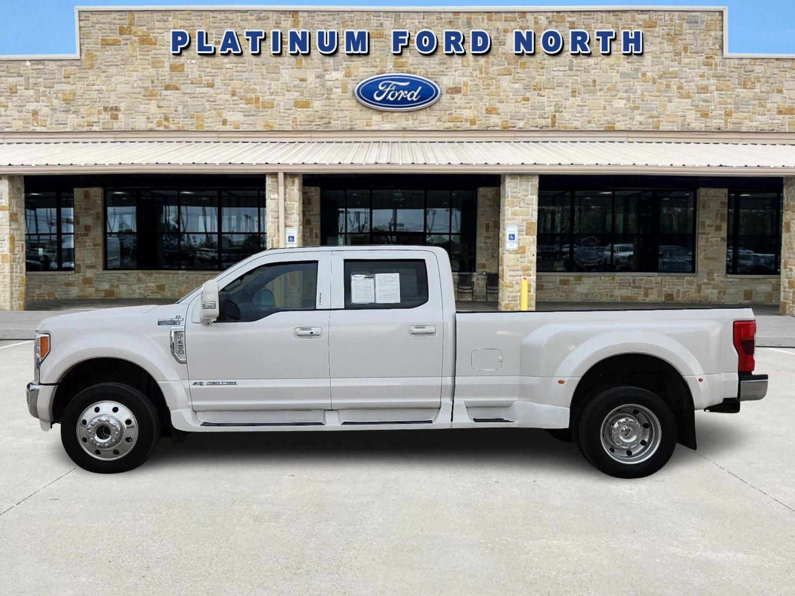 2019 Ford F-450SD Lariat 3