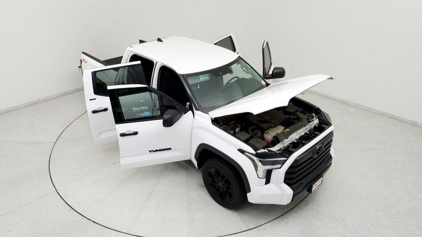 Used 2023 White Toyota SR5 image 21
