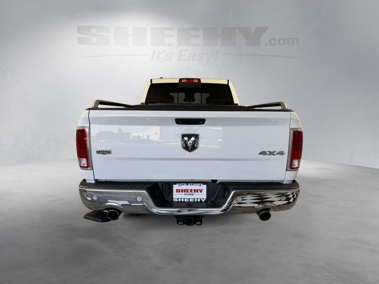 Used 2017 White Ram Laramie image 12