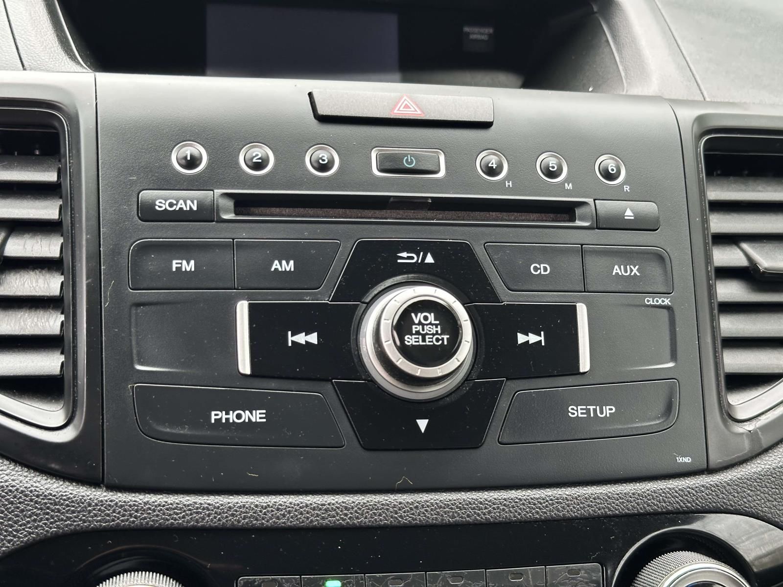 Used 2015 Red Honda LX image 10