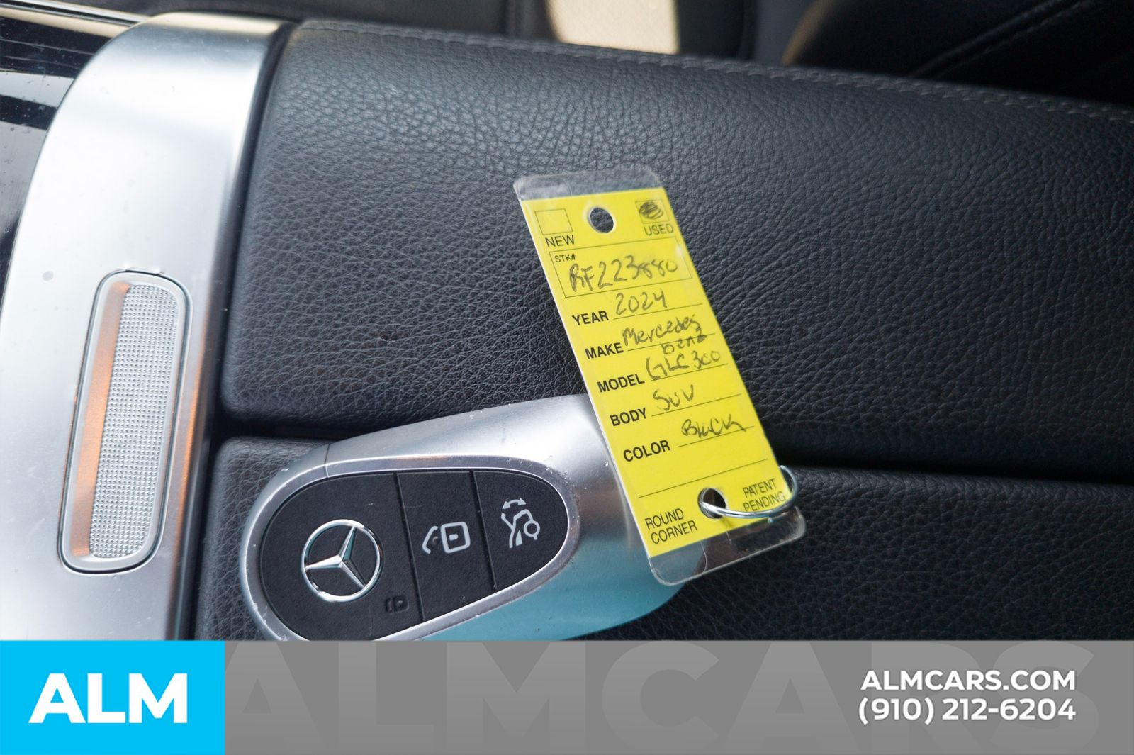 Used 2024 Black Mercedes-Benz GLC 300 image 22