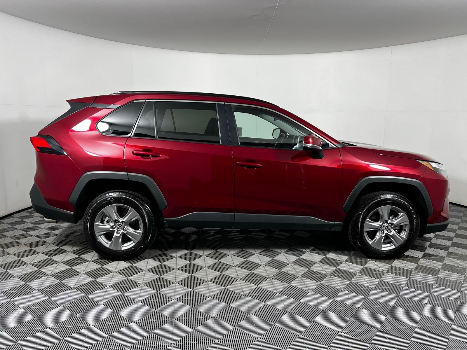 2023 Toyota RAV4 XLE 4