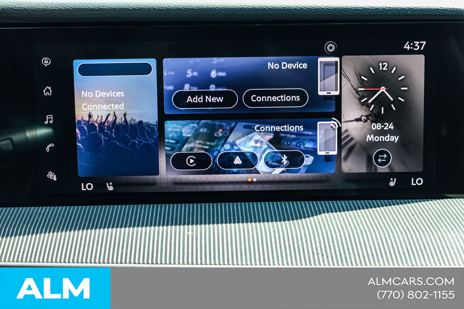 Used 2025 Blue Nissan SV image 29