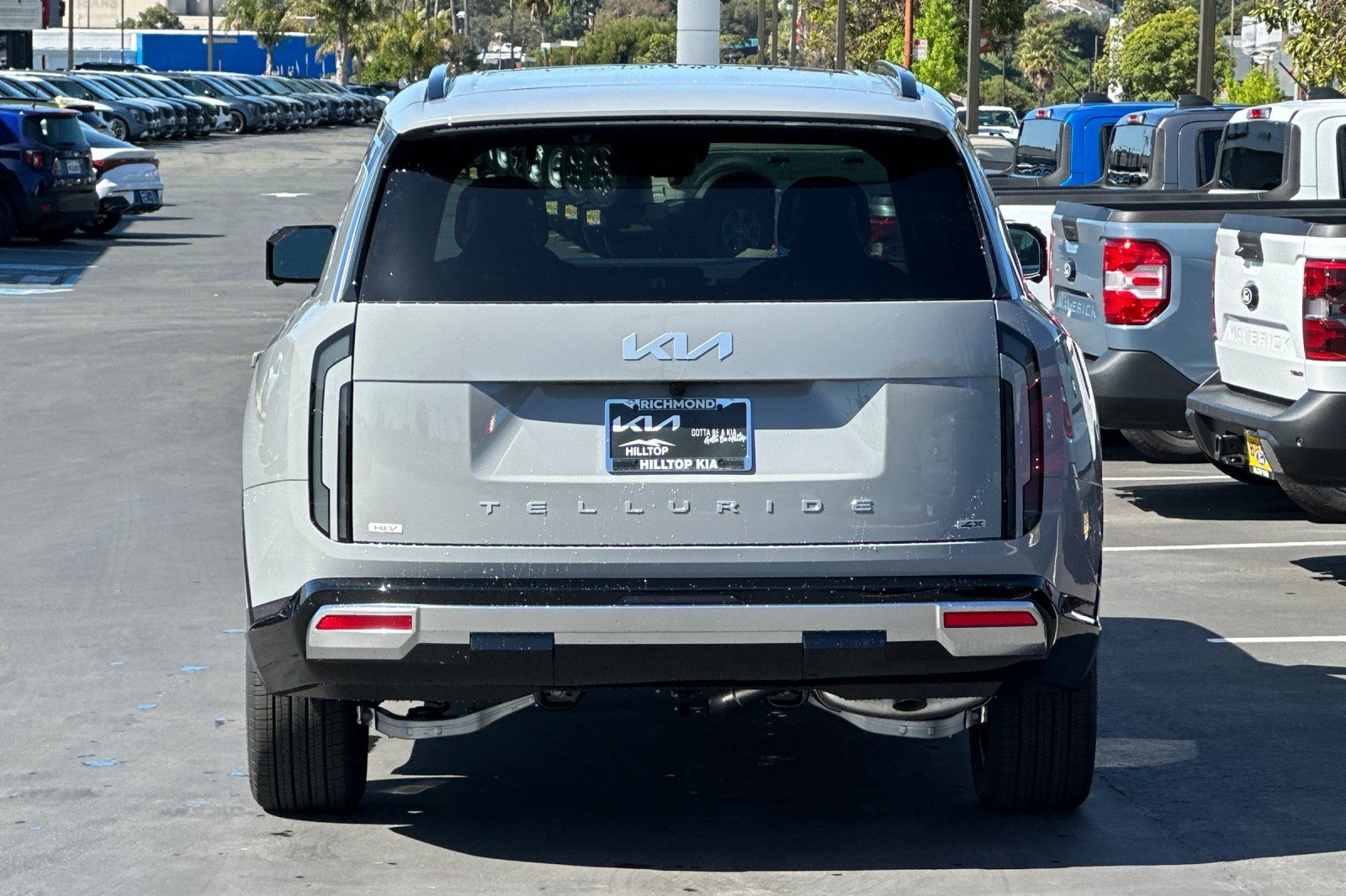 View vehicle photo 5