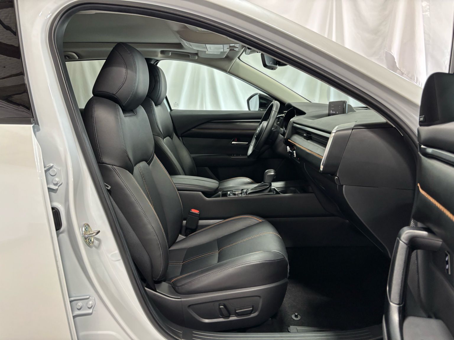 Used Car 2025 Mazda Cx-50 Hybrid  Premium Plus For Sale Under $35,000 In Austin, Texas