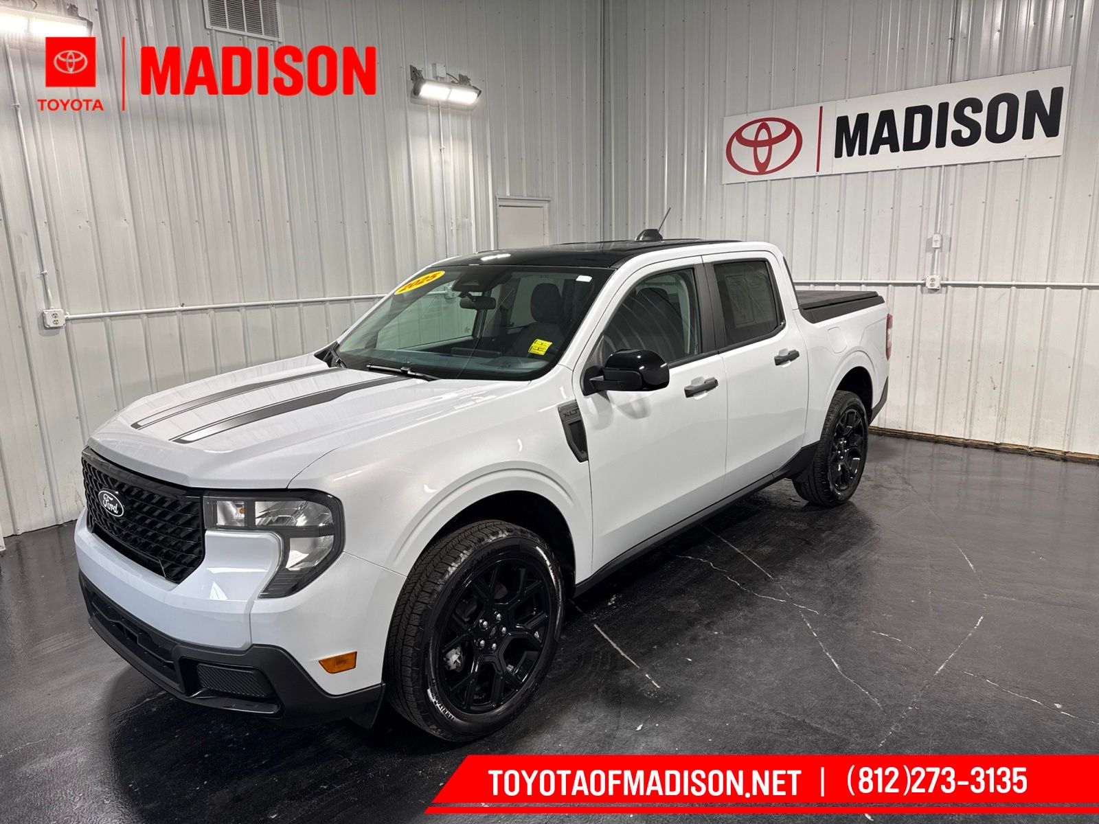 White Metallic 2025 Ford Maverick Pickup Truck All-Wheel Drive 8-Speed Automatic